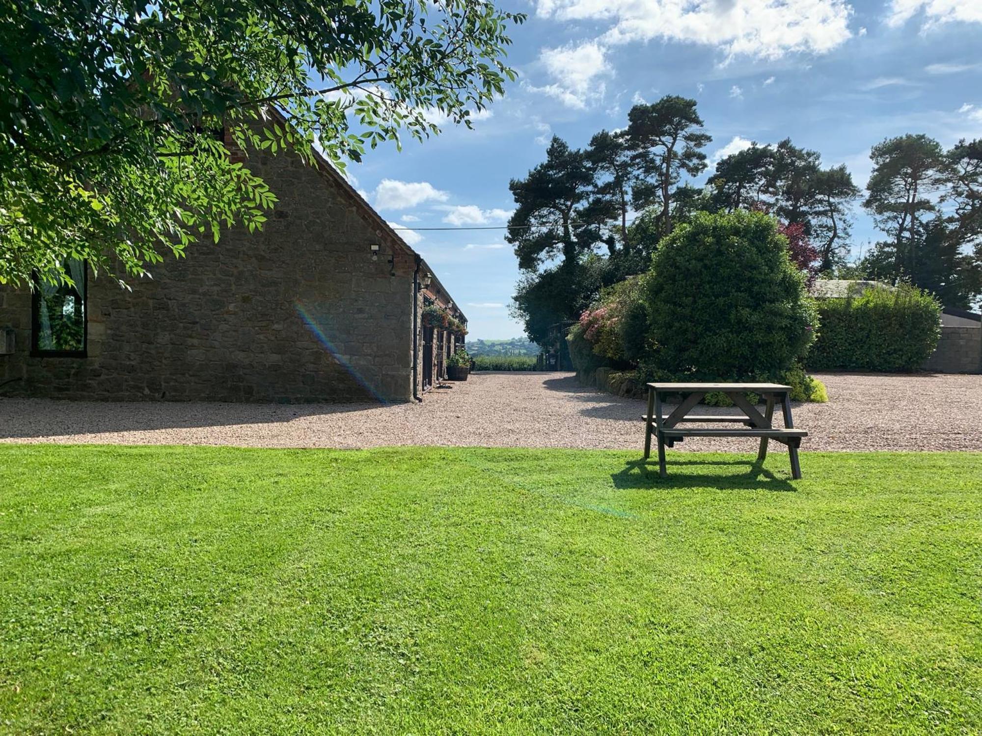Upper Home Farm Plaish Buitenkant foto