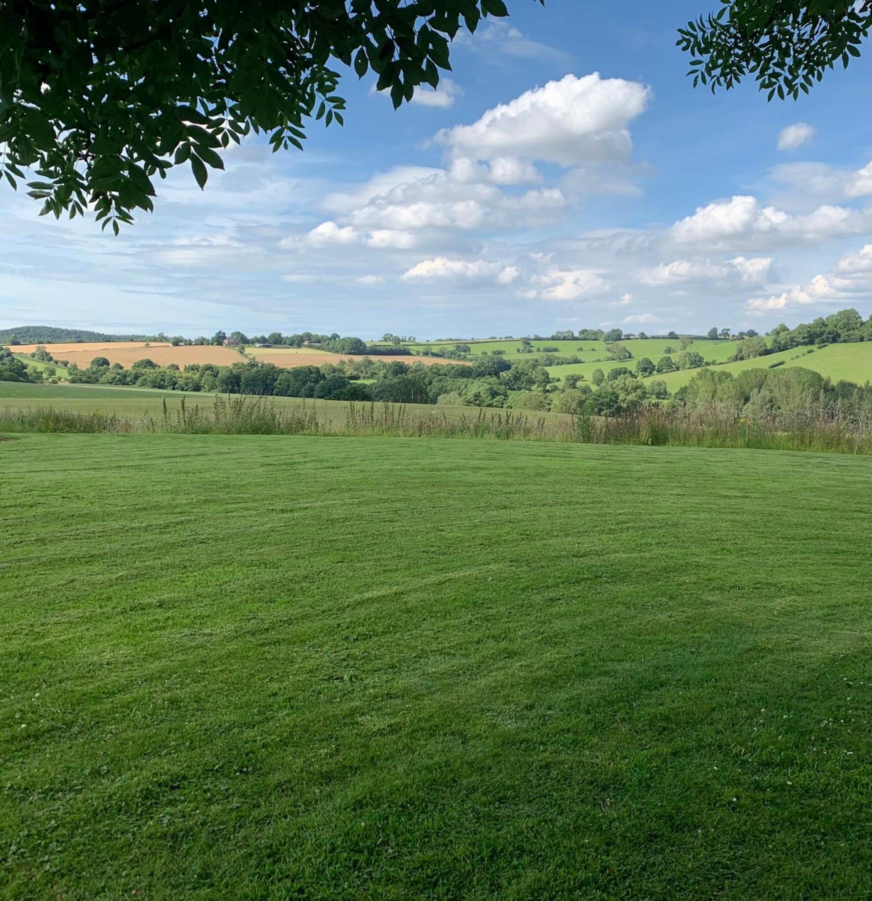 Upper Home Farm Plaish Buitenkant foto